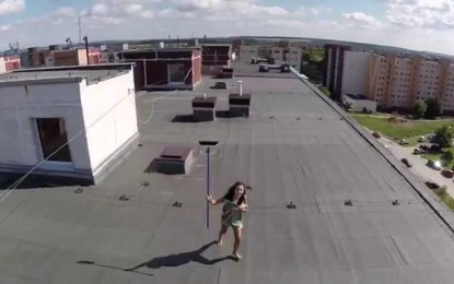 Espía a su vecina en ‘topless’ con la ayuda de un dron