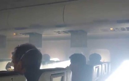 “Tenemos fuego en el avión, mantengan la calma”