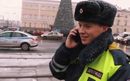 El coro del Ejército ruso celebra el Año Nuevo con ‘Happy’ de Pharrell Williams