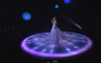 VÍDEO: J.Lo impacta en American Idol