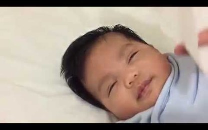 Cómo calmar y dormir a un bebé en 40 segundos