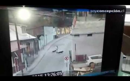 Hombre muere luego de ‘volar’ con su camión y estrellarse contra una casa