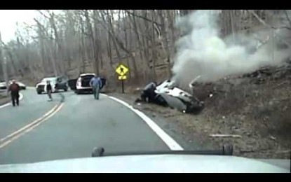 ¡Justo a tiempo!: Lo Policía rescata a una mujer antes de que explote su coche