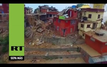 Tomas aéreas de Katmandú antes y después del mortífero terremoto en Nepal