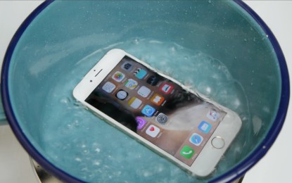 Nuevo test extremo: ¿Sobrevivirá el nuevo iPhone a un baño de agua hirviendo?