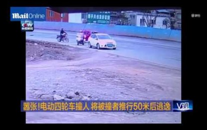 Espeluznante video: Un coche eleva por los aires a una mujer y la arrastra 50 metros