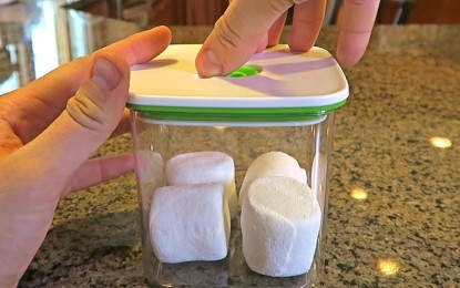 ¡Sorprendente!: Vea lo que le pasa a los marshmallows cuando se guardan al vacío