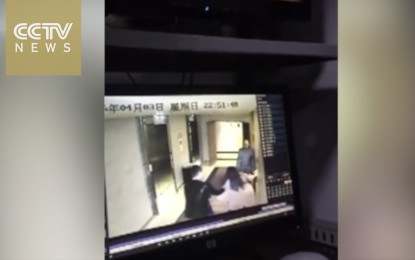 Video indignante: Atacan a una mujer en un hotel de China, pero nadie la socorre