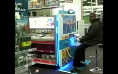 Juega cada día a una consola en un centro comercial… y recibe el regalo de su vida