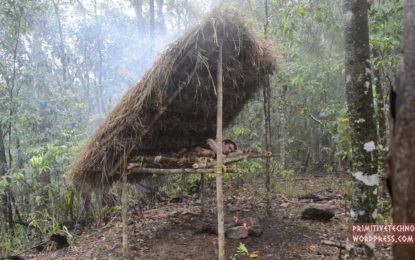 ¿Cómo construir un refugio en el bosque como un hombre antiguo?