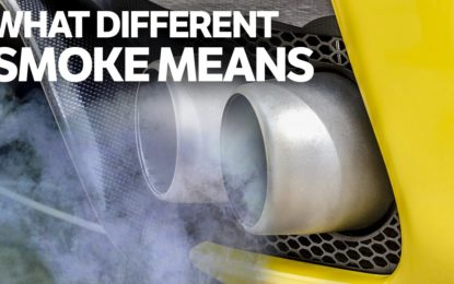 ¿Qué significa el color del humo que sale del carro?