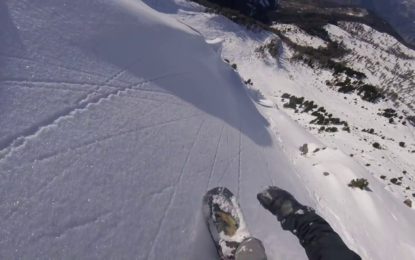 Una avalancha de nieve atrapa a un hombre y su cámara lo graba todo