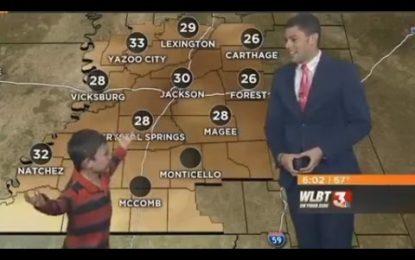 Un niño se cuela en el pronóstico del tiempo y deja boquiabierto al presentador