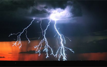 Cazador de tormentas: Así se ven los relámpagos en súper alta definición y a cámara lenta (VIDEO)