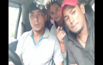 India: Tres amigos graban su viaje en automóvil y todo termina en un fatal accidente (VIDEO)