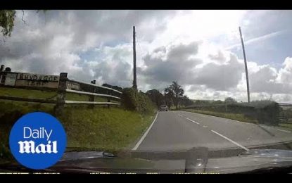 VIDEO: Mecánico ‘roba’ el Porsche de una clienta y se pasea a más de140 km/h