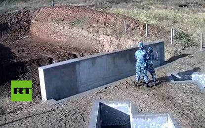 VIDEO: Instructor chino salva a cadete de una granada a punto de estallar