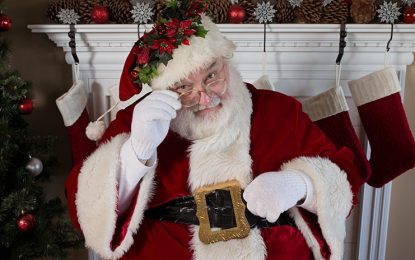Un hombre grita durante horas en un festival infantil de EE.UU. que “Santa Claus no existe” (VIDEO)