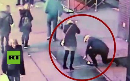 “¡Tenemos su anillo!”: La Policía busca a una pareja cuya propuesta de matrimonio salió mal (VIDEO)