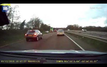 VIDEO: Sufre un ataque en carretera y su hijo de ocho años se pone al volante y salva la situación