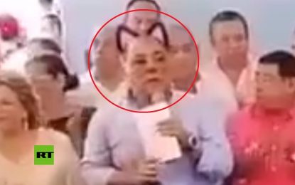 VIDEO: Gobernador mexicano aparece con ‘orejas de gato’ en una transmisión de Facebook