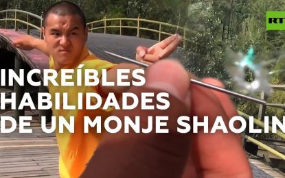 VIDEO: Un monje shaolín atraviesa un cristal arrojando una aguja y rompe bloques de cemento a mano desnuda